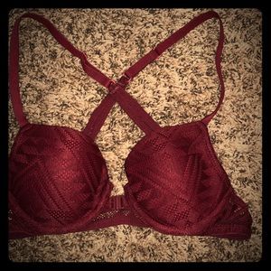 Gorgeous burgundy t-shirt bra